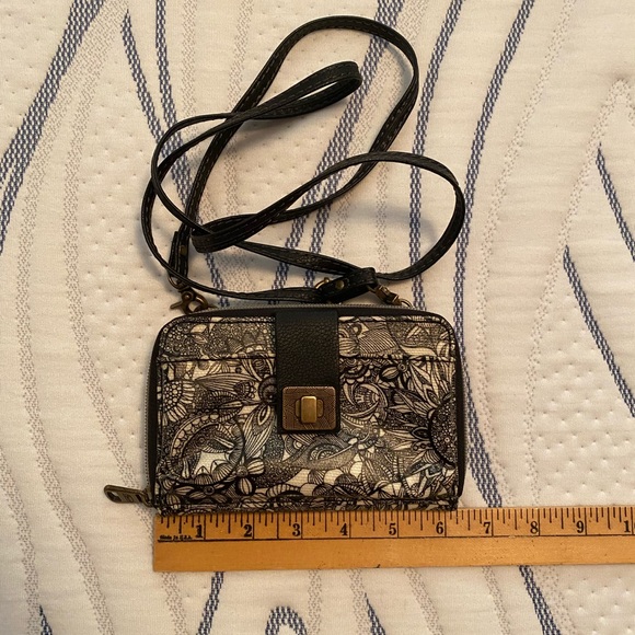 Sakroots Cell Phone Crossbody - Picture 2 of 4